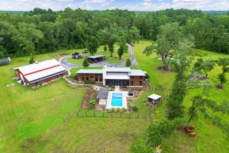 Wadmalaw Island Country Estate Nestled Amidst South Carolina’s Conservation Haven, Offered at $2.8 Million