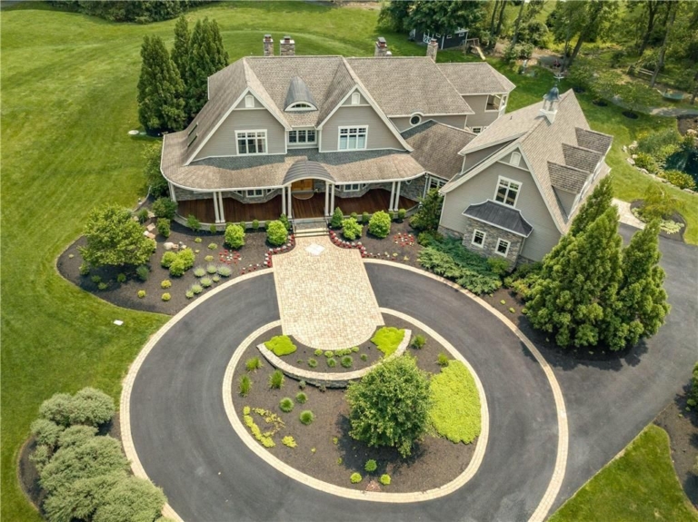 White Acre Manor: Pennsylvania Property Listed at $2.95 Million