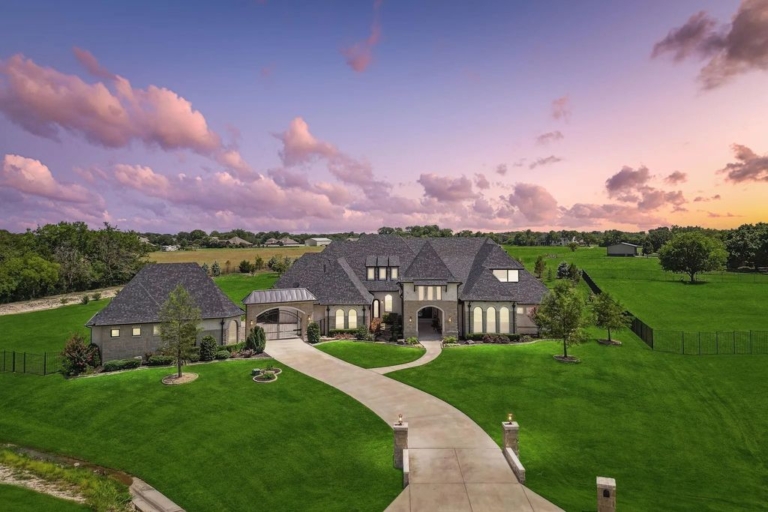 Tranquil Luxury Living in Lucas Custom J. Anthony Home on 2 Acres with