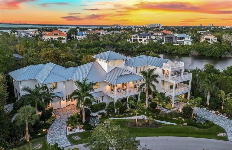 $6.5 Million Coastal Majesty, Where Elegance and Serenity Converge in Marco Island