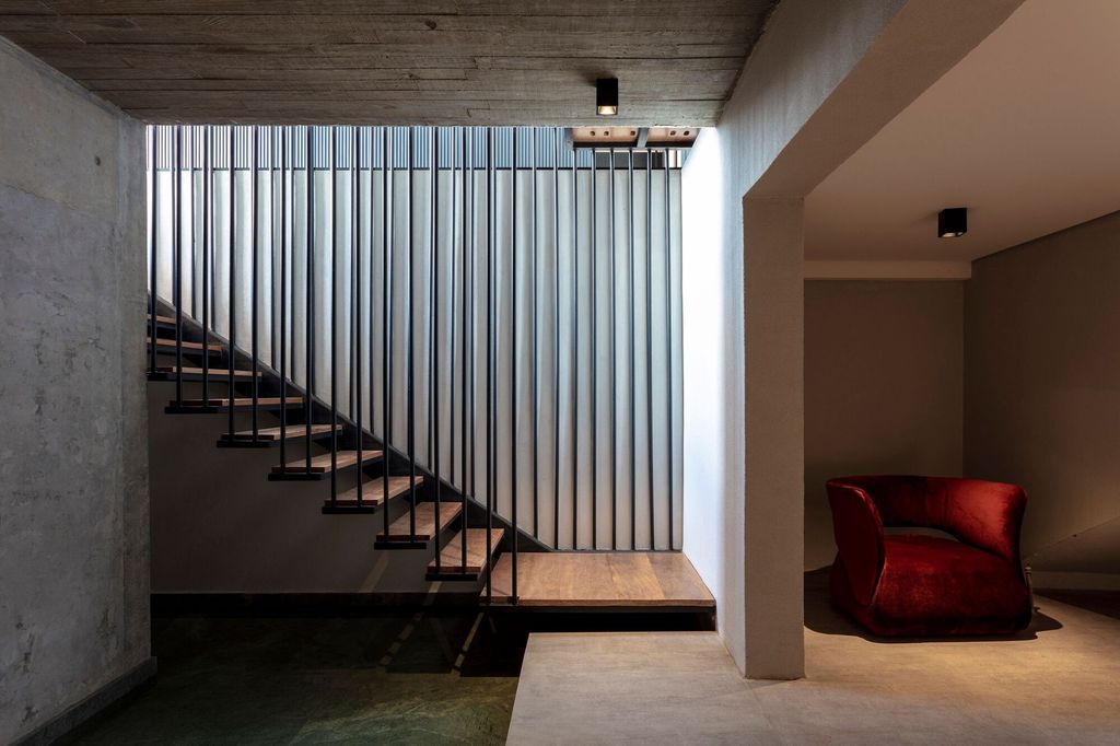 Apuã House Showcases Elevated Elegance by Aoki Arquitetura