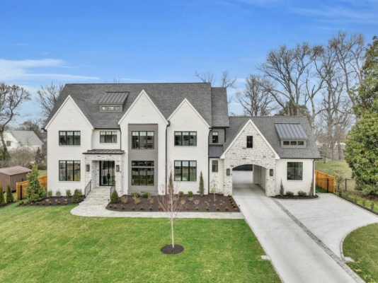 Breathtaking Tennessee Estate: Masterpiece by Bates Construction, Designed by Amber Pierce, Seeks $5 Million