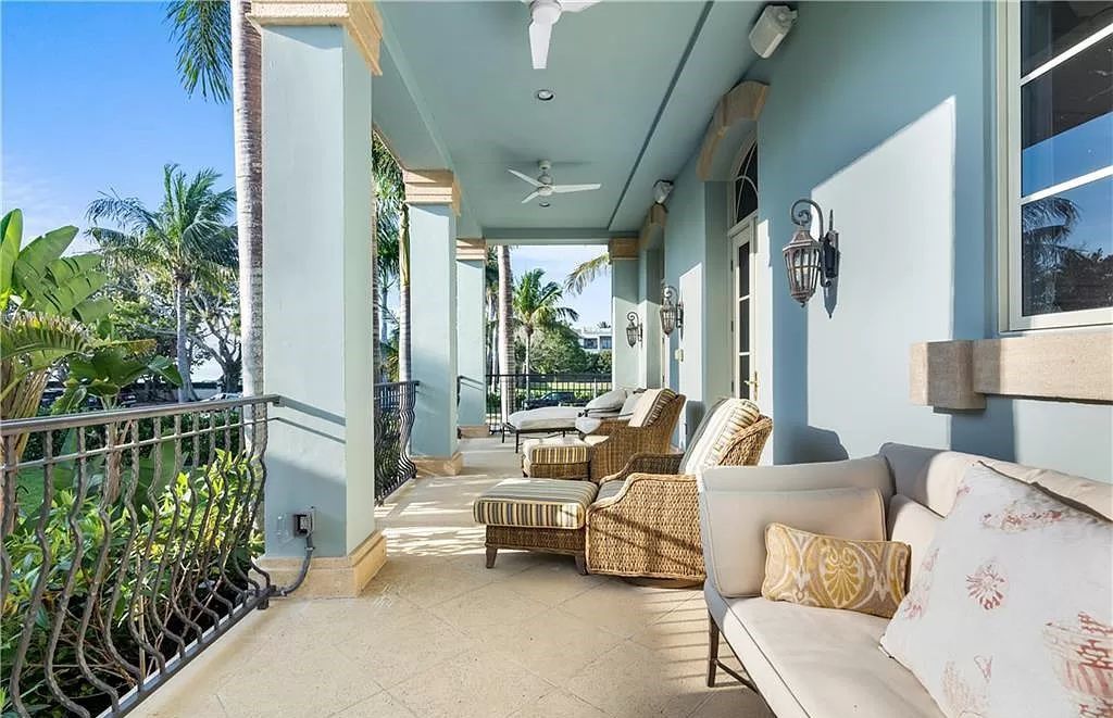 Nestled just 99 steps from the beach, 40 5th Ave S in Naples, Florida, embodies coastal luxury living with its exquisite "Neo Classical" style architecture influenced by Italy, Spain, France, and England.