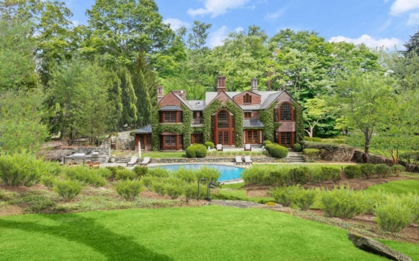 Oasis in Connecticut: A Harmonious Blend of Charm, Style, and Functionality Offered at $6.35 Million