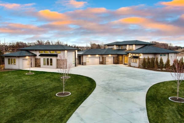 Waterfront Estate on 3+ Acres in Leighton Lake Estates, Idaho Offered at $3.248 Million