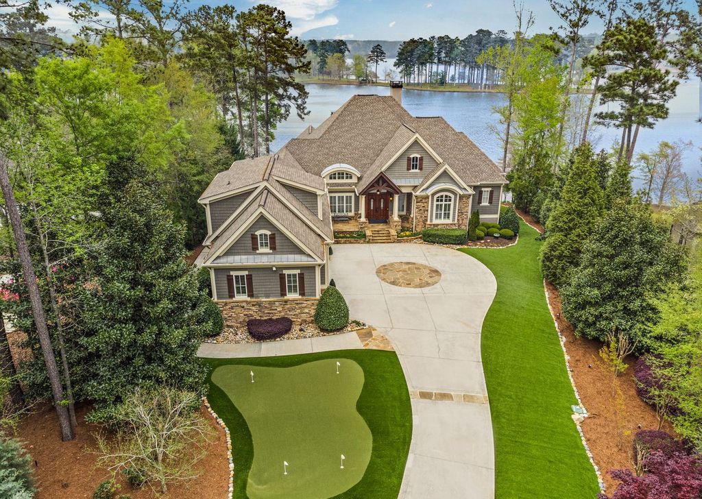 Luxury Lakefront Living at Reynolds Lake Oconee: Unparalleled Family Retreat On Market for $5,895,000