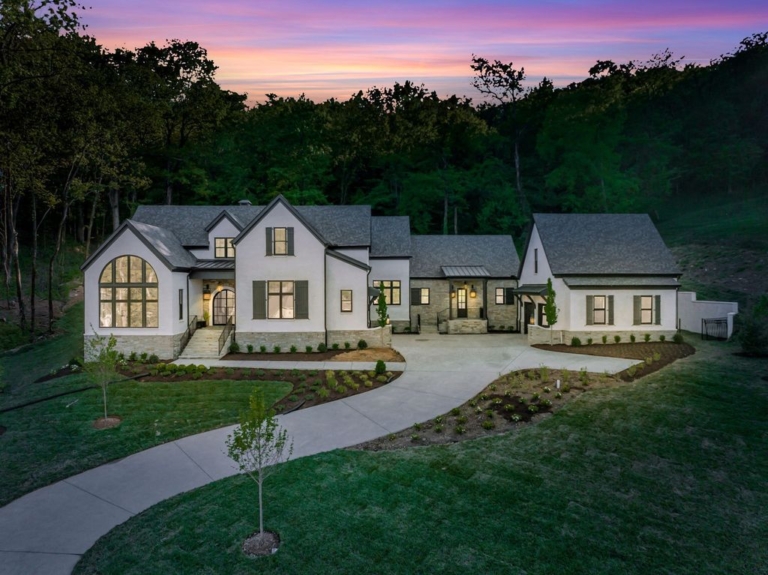 Explore this Stunning Dream Home in Avalon, Franklin, Tennessee for $4,999,000