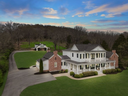 Exquisite Luxury Estate: 15+ Acre Farm Property for Sale in Leipers Fork, Tennessee at $5.795 Million