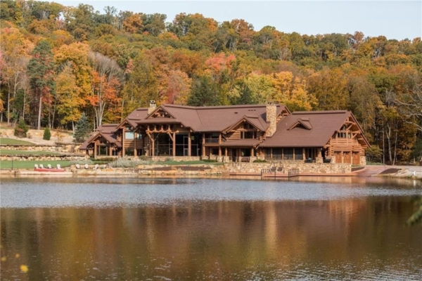 Hidden Hollow Ranch: Exquisite Rustic Luxury on 415 Acres in Indiana Offered at $22.5 Million