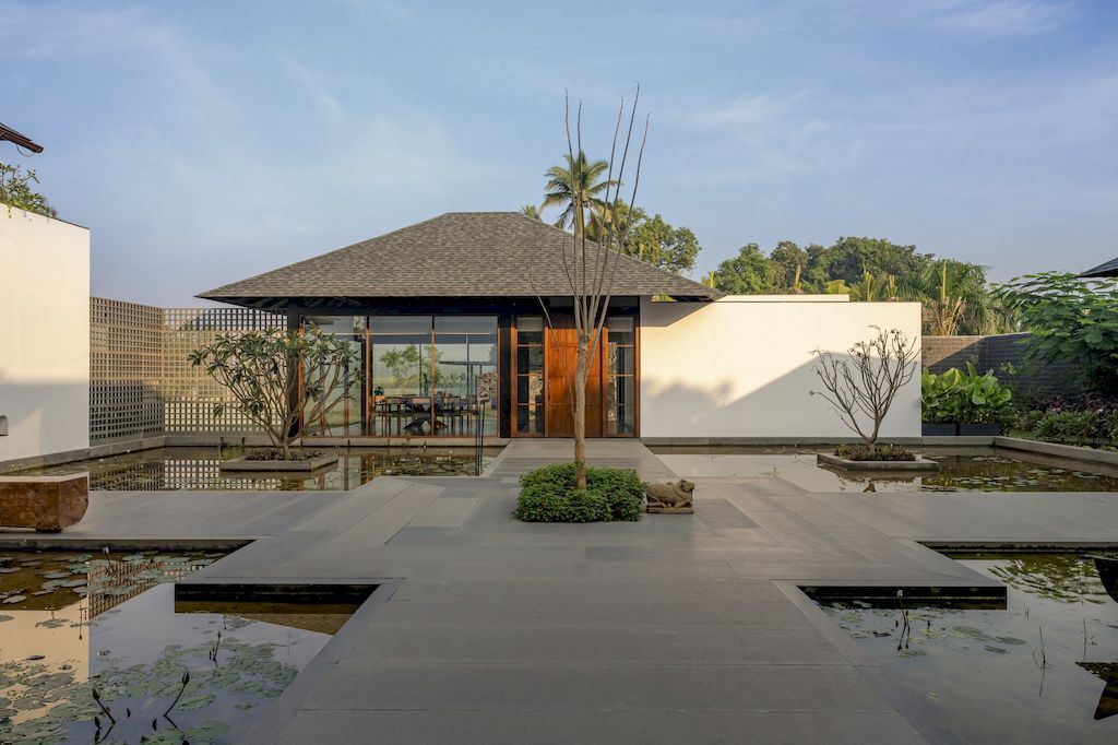 Nirmal Van House, Riverside Villa by Design Work Group