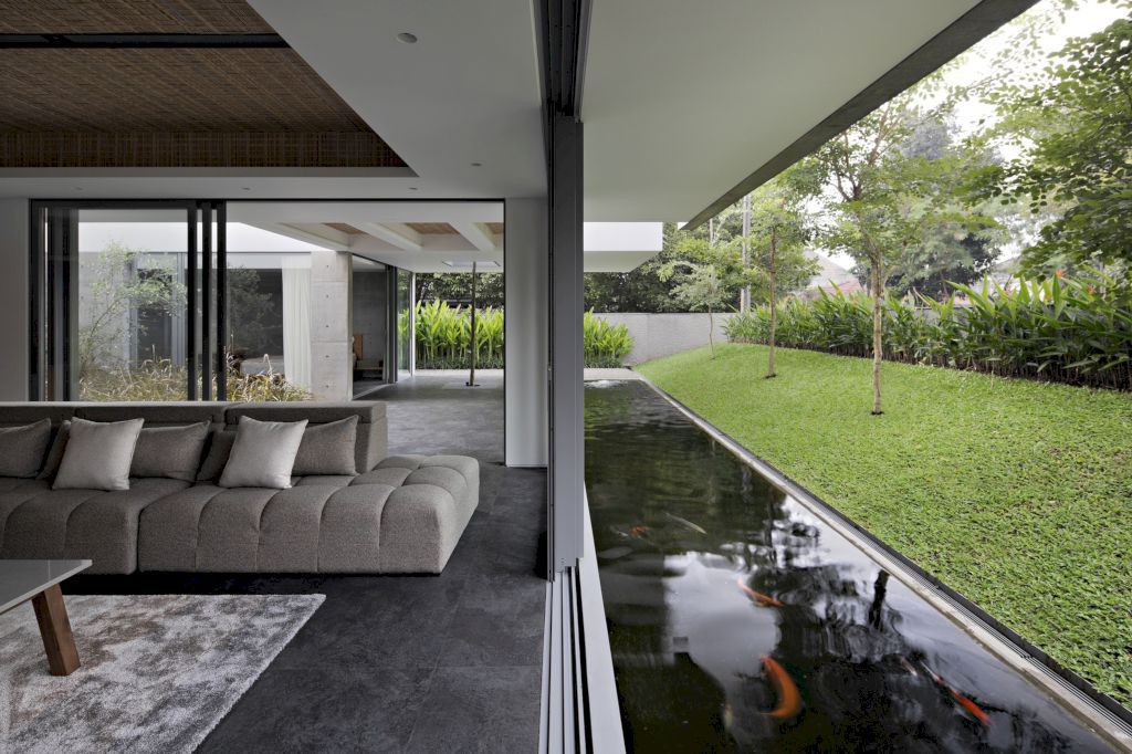 YT House, Privacy and Tranquility by Pranala Associates
