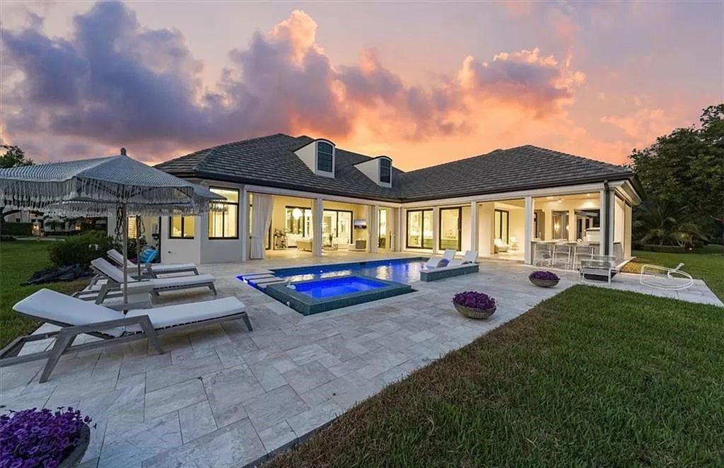 Welcome to 6536 Highcroft Drive in Quail West, Naples, Florida - a home where luxury meets comfort in every detail.