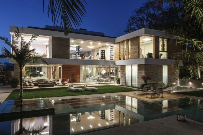 Coral House, Stunning Estate by Whipple Russell Architects and LTA+D
