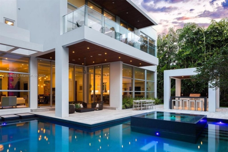 Exquisite Modern Luxury Home with Pool and Outdoor Kitchen in Golden Beach for $9.5 Million
