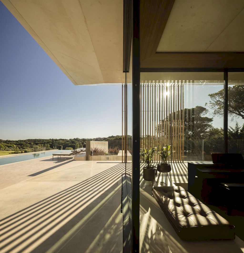 House in Cascais in Portugal by OPENBOOK Architecture