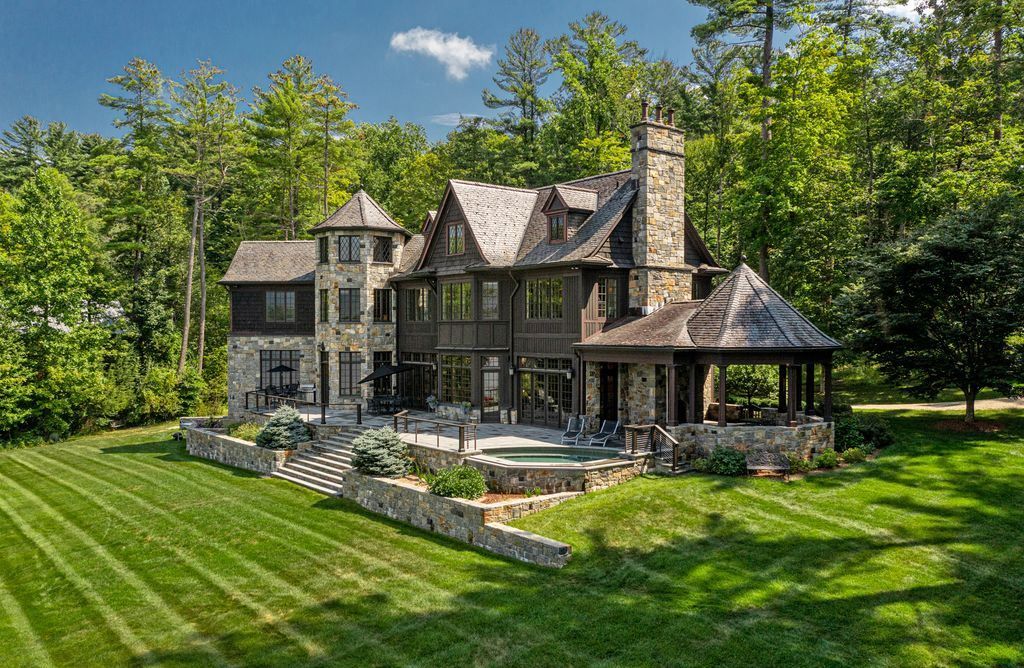 Lakeside Oasis: A Masterpiece of Design, Craftsmanship, and Vision in Connecticut, Listed at $6.475 Million