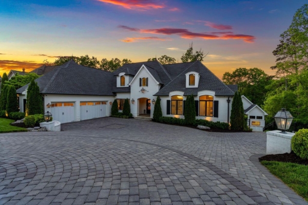 Luxury Redefined: Exquisite One-of-a-Kind Residence in Tennessee, Offered at $3.45 Million