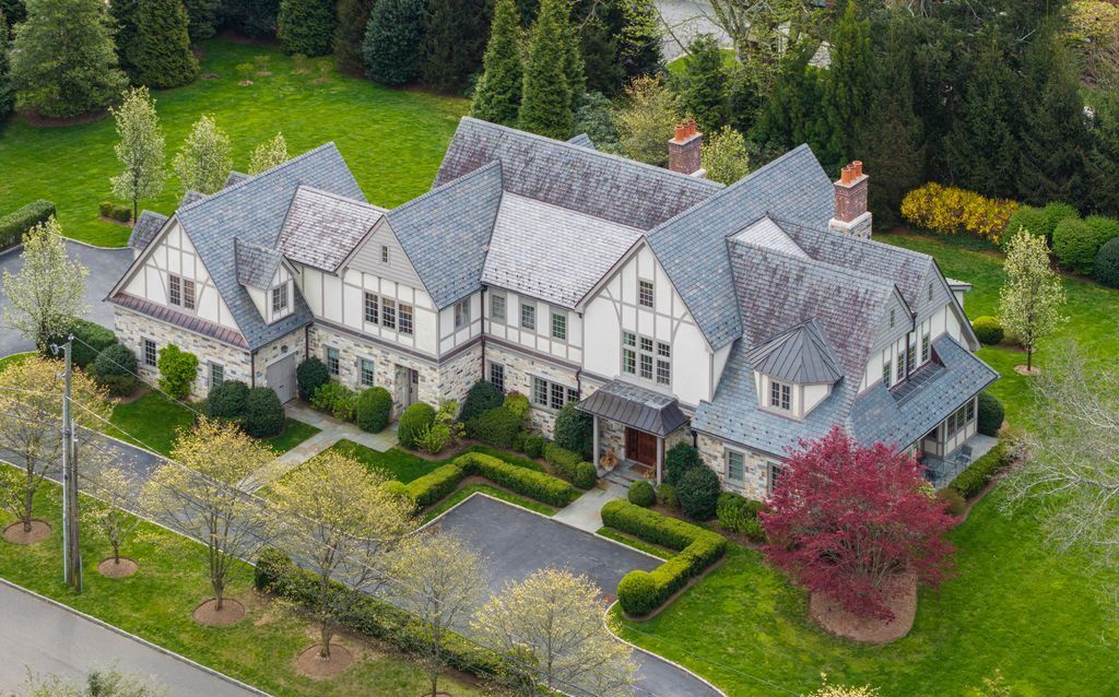 Unmatched Grandeur and Sophistication at this Exquisite Manor Offered at $10.95 Million in Connecticut