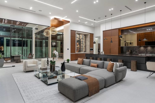 Discover Luxurious Waterfront Living in This $11.5 Million Modern ...