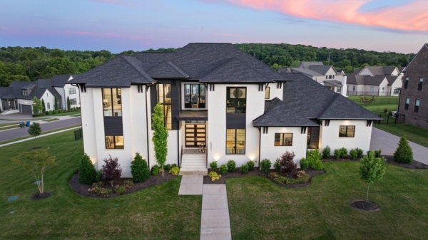 Exquisite Luxury Modern Gem in Tennessee Listed for $2,799,000