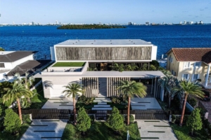 Lavish $23.9 Million Waterfront Property with Breathtaking Bay Views and Premium Amenities in North Miami