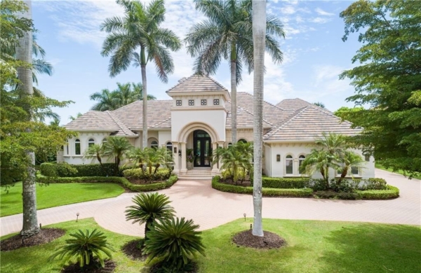 Luxurious $11 Million Grey Oaks Estate in Naples with Stunning Water and Fairway Views