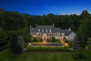 New Canaan Architectural Masterpiece: A Private Lane Estate Surrounded by Serene Forests Priced at $6,195,000