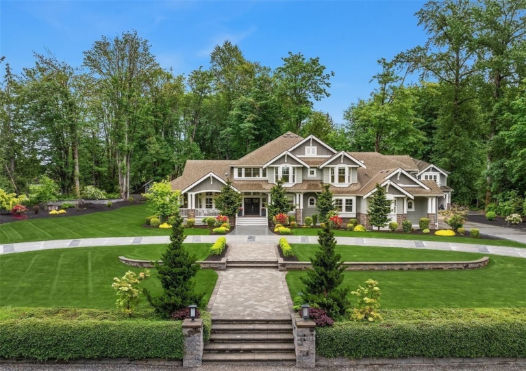 Stately Hamptons Style Home by Master Builder Grant Franklin Homes in Washington Listed for $4,489,000