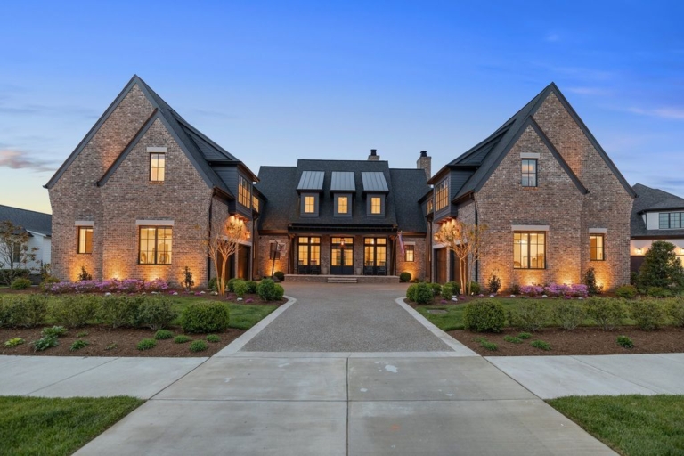 Stunning Luxury Residence by Award-Winning Davis Properties Hits the Market in Tennessee for $4,599,999