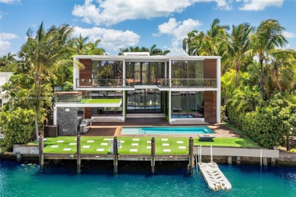 Exclusive $13.5 Million Modern Masterpiece by Cheoff Levy Fishman in Miami Beach