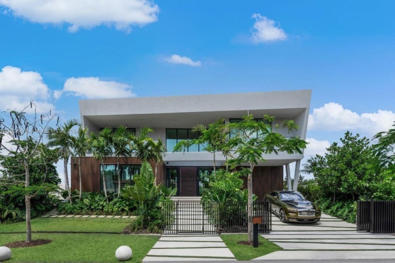 Exquisite $15.3 Million Waterfront Compound with Ultra-Modern Home and Guest House in Gated San Souci Estates, North Miami