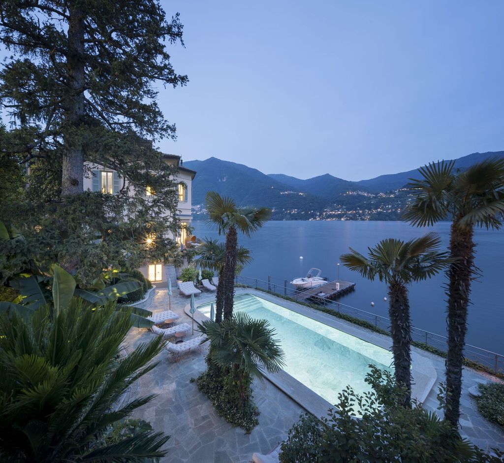House on Lake Como, elegance estate by J. Mayer H.Architects