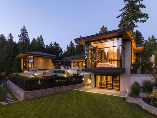 Modern Masterpiece by Renowned Architect Robert Ciccozzi in Canada Listed for C$7.8 Million