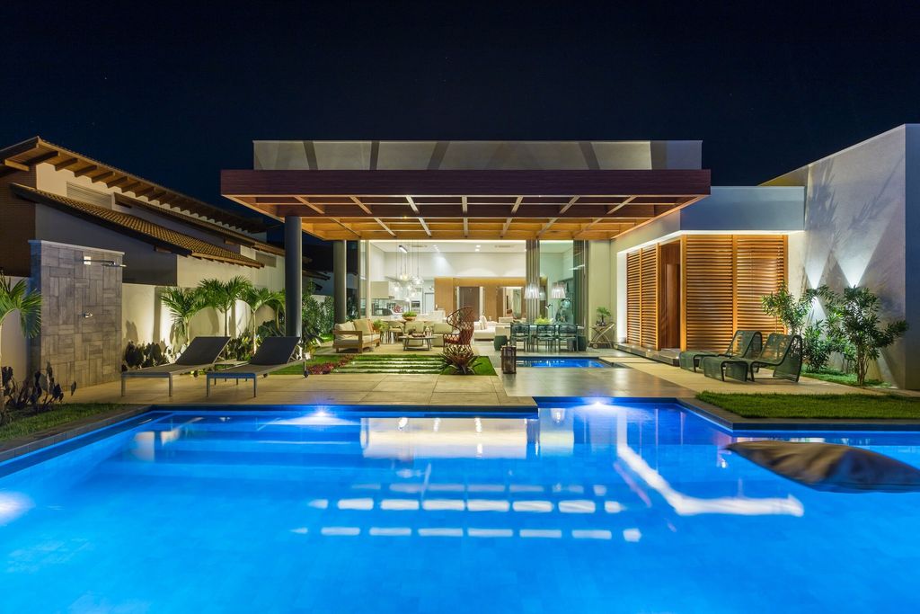 Pendulum House, Stunning Project by Truvian Arquitetura