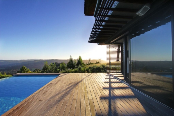 River Bend House, harmonious design by Craft of Architecture