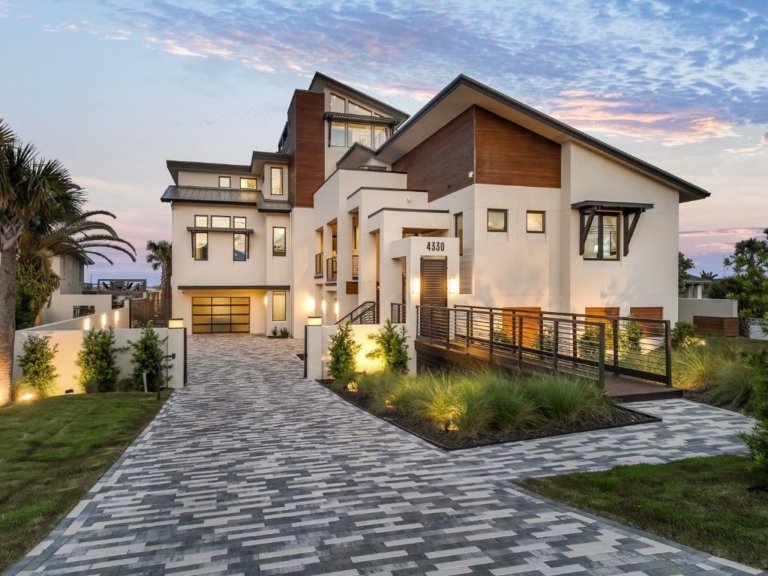 Stunning $13.9 Million Oceanfront Estate in Fernandina Beach: Modern Luxury and Coastal Charm