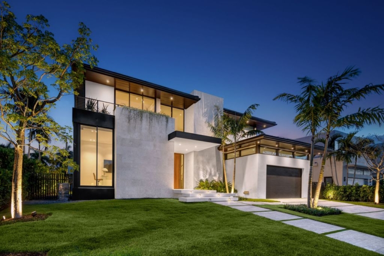 1330 Residence in FL by SDH Studio Architecture + Design