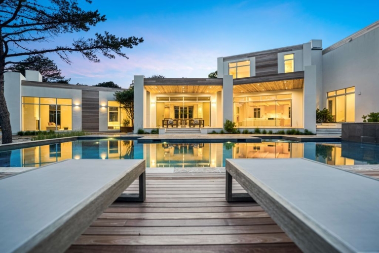 A $13.9 Million Architectural Gem by Lindy Woolcott of HRH Design Group in New York