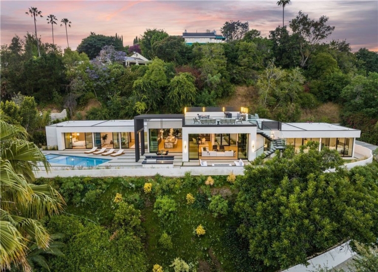 Bel Air’s Finest: $8.498 Million Single-Story Estate with Modern Architecture and Unmatched Privacy