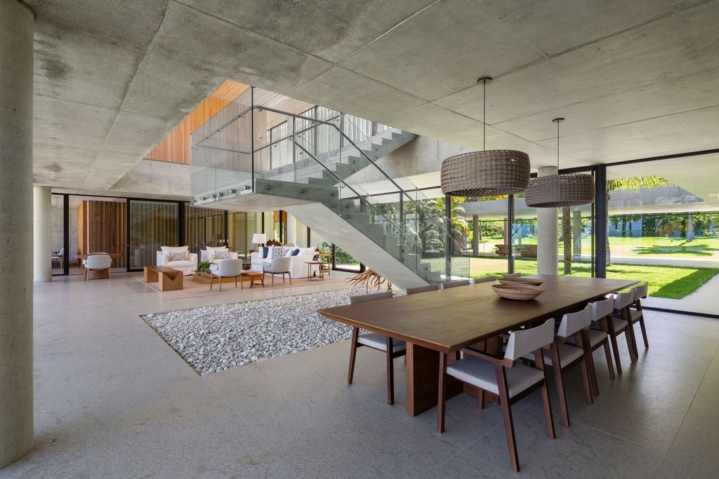 Casa Onze with Coastal Landscape by UNA barbara e valentim