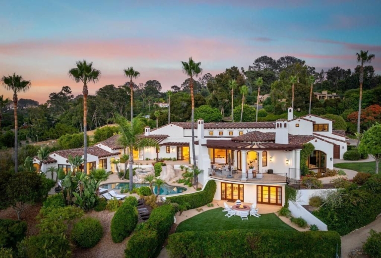 Chic Ocean View Treasure: Ultimate ‘Holiday at Home’ in California for $11.85 Million