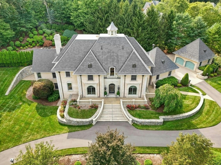 Estate in Massachusetts: $3.85 Million for Unparalleled Elegance, Old-World Charm, and High-Tech Features