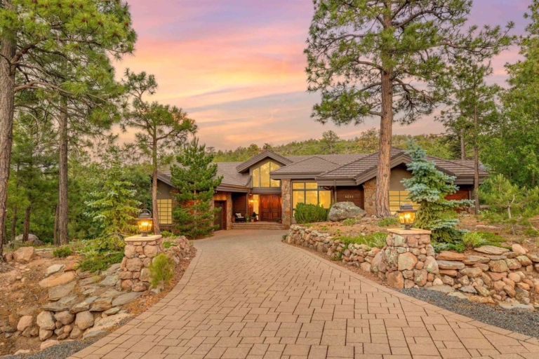 Extraordinary Arizona Mountain Lodge by Sedona Architect Gary Hassen: Priced at $2.1 Million