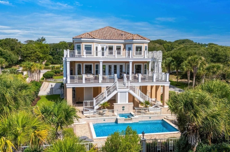 Luxurious Oceanview Estate in South Carolina’s Dunes Club Hits the Market for $4.65 Million