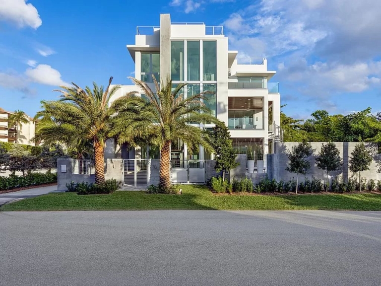 Stunning High-Elevation Industrial Modern Residence in Delray Beach for $7.5 Million