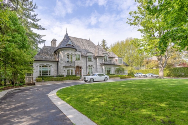 The Northampton Manor: Majestic Design Inspired by Ralph Lauren in Canada for C$10.88 Million