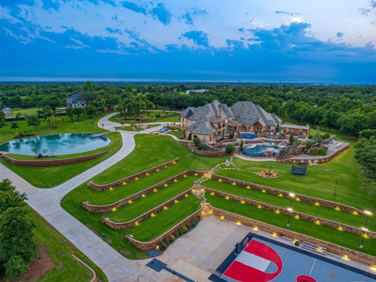 Ultra Luxury Estate in Oklahoma: An Unparalleled Sanctuary of Sophistication for $17.25 Million