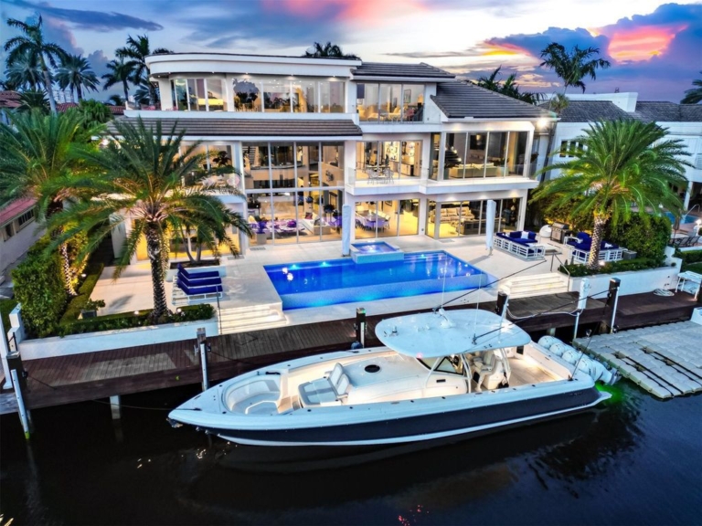 Thumbnail for Luxury Beachfront Estates With Private Dock In Florida