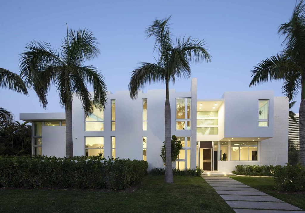 77 Residence in FL by SDH Studio Architecture + Design