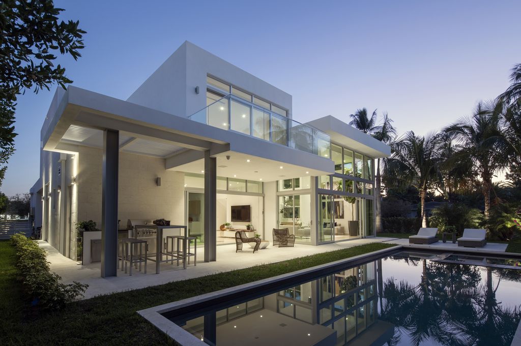 77 Residence in FL by SDH Studio Architecture + Design